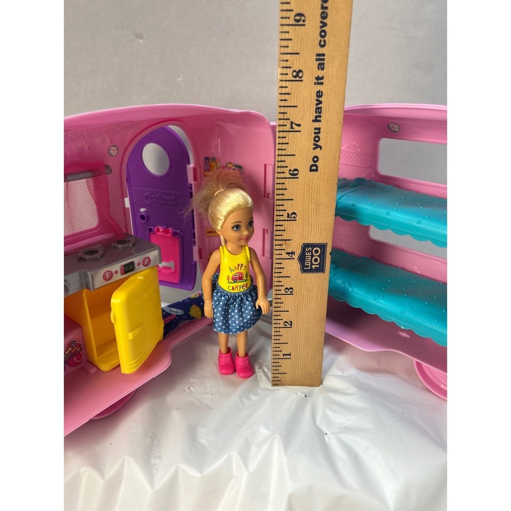 Barbie Club Chelsea Camper Playset FXG90 Pink Caravan Blue Car Doll Accessories - Picture 9 of 16